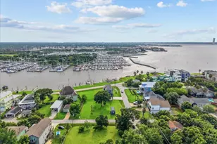 403 W Shore Dr, Clear Lake Shores, TX 77565 - Photo 42
