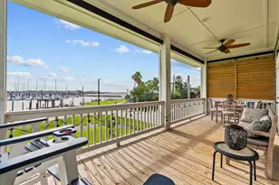 403 W Shore Dr, Clear Lake Shores, TX 77565 - Photo 10