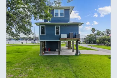 403 W Shore Drive, Clear Lake Shores, TX 77565 - Photo 10