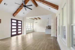 1302 Lamar St, Liberty, TX 77575 - Photo 6