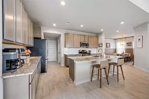 11822 Maple Oak Dr, Houston, TX 77066 - Photo 10
