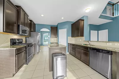 13815 Kodiak Brown Bear Street, Crosby, TX 77532 - Photo 6