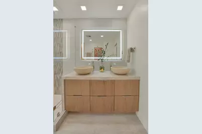 5110 San Felipe Street #77W, Houston, TX 77056 - Photo 14