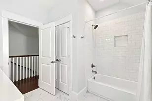 5 Duval St, Galveston, TX 77554 - Photo 42