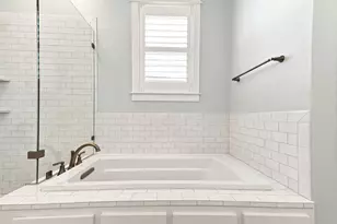 5 Duval St, Galveston, TX 77554 - Photo 30