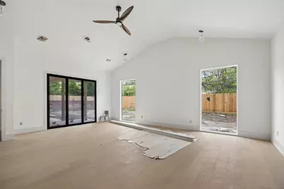 12914 Queensbury Lane, Houston, TX 77079 - Photo 8