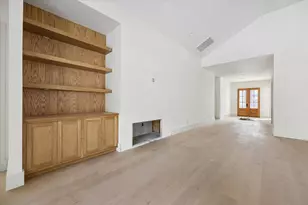 12914 Queensbury Ln, Houston, TX 77079 - Photo 4