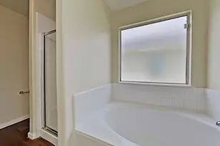 8542 Doskocil Dr, Houston, TX 77044 - Photo 10