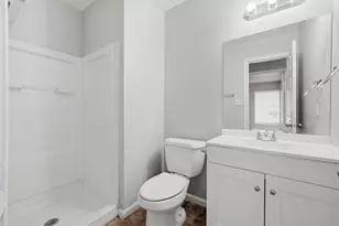 4930 S Cancun Dr, Houston, TX 77045 - Photo 24