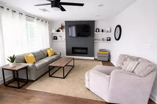 3219 Carmel St, Houston, TX 77091 - Photo 2