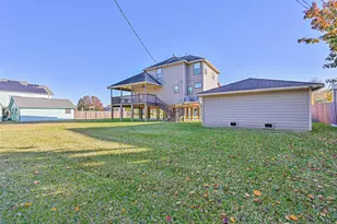 212 Oakdale St, Shoreacres, TX 77571 - Photo 8