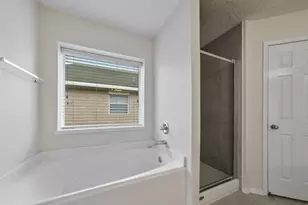 427 Northvalley Dr, Houston, TX 77073 - Photo 20
