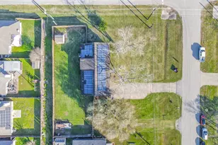 71 Garfield St, La Porte, TX 77571 - Photo 8