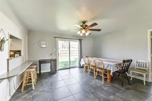 71 Garfield St, La Porte, TX 77571 - Photo 16