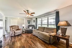 71 Garfield St, La Porte, TX 77571 - Photo 12