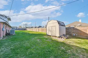 71 Garfield St, La Porte, TX 77571 - Photo 40