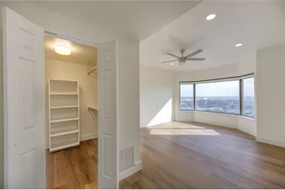 2001 Holcombe Boulevard #2203, Houston, TX 77030 - Photo 32