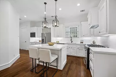 705 W 9th Street, Houston, TX 77007 - Photo 4