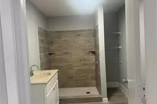 13929 Eagle Pass St, Houston, TX 77015 - Photo 6