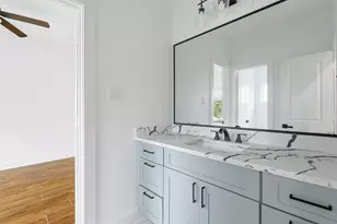 3034 Wayne St, Houston, TX 77026 - Photo 8