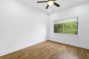 3034 Wayne St, Houston, TX 77026 - Photo 8