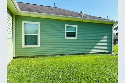 111 S Fulton Street, Texas City, TX 77591 - Photo 18
