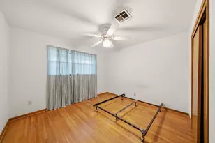 1501 Early Ln, Houston, TX 77055 - Photo 6