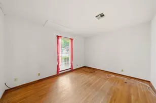 1501 Early Ln, Houston, TX 77055 - Photo 4