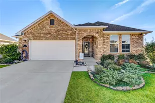 8023 Royal Palm Dr, Fulshear, TX 77441 - Photo 2