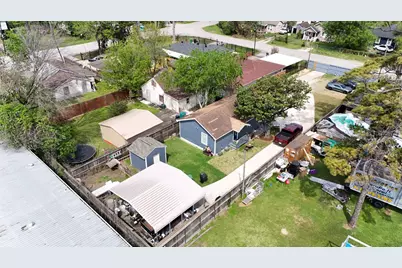 409 Robert Lee Road, Houston, TX 77009 - Photo 6
