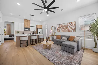 9019 St Comal Street #A, Houston, TX 77051 - Photo 6