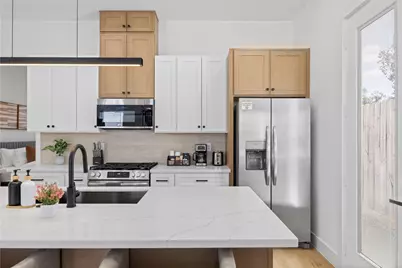 9019 St Comal Street #A, Houston, TX 77051 - Photo 16