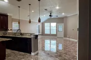 15930 Hidden Crest Dr, Houston, TX 77049 - Photo 2