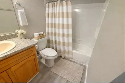 3085 Walnut Bend Lane #16, Houston, TX 77042 - Photo 6