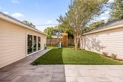 14511 Chadbourne Drive, Houston, TX 77079 - Photo 28