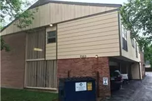 7323 Lindencrest St, Houston, TX 77061 - Photo 2