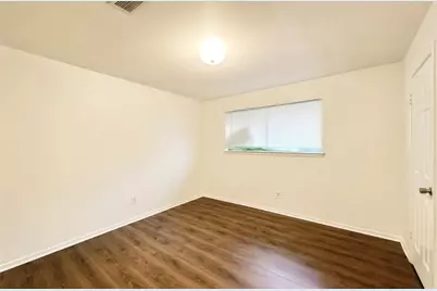 9811 Mango Street, Houston, TX 77075 - Photo 10