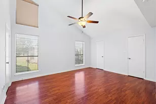 196 April Point Dr N, Conroe, TX 77356 - Photo 16