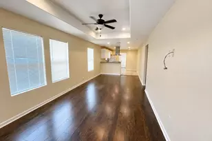 713 E 32nd St, Houston, TX 77022 - Photo 2