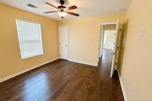 713 E 32nd St, Houston, TX 77022 - Photo 10