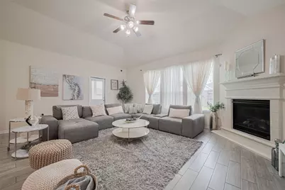 5218 Windy Plantation Drive, Fulshear, TX 77423 - Photo 2