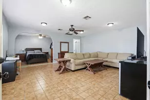 308 Moody Ave, League City, TX 77573 - Photo 22