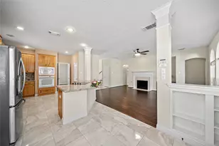 22430 Water Edge Ln, Katy, TX 77494 - Photo 10