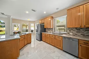 22430 Water Edge Ln, Katy, TX 77494 - Photo 12