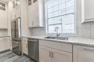 11002 Ayrshire Park Ln, Houston, TX 77043 - Photo 24