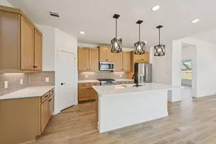 12818 Meadow Wind Wy, Conroe, TX 77302 - Photo 4