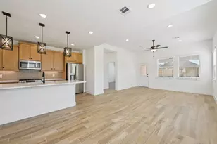 12818 Meadow Wind Wy, Conroe, TX 77302 - Photo 8