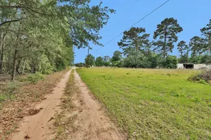 15635 Hwy 105 E Rd, Conroe, TX 77306 - Photo 28
