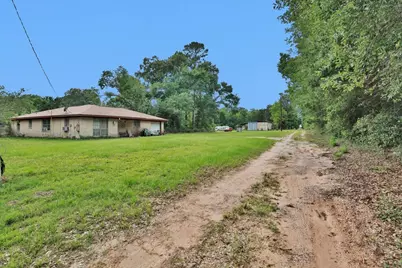 15635 Hwy 105 E Road, Conroe, TX 77306 - Photo 26