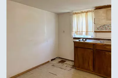 103 Avenue I, El Campo, TX 77437 - Photo 8